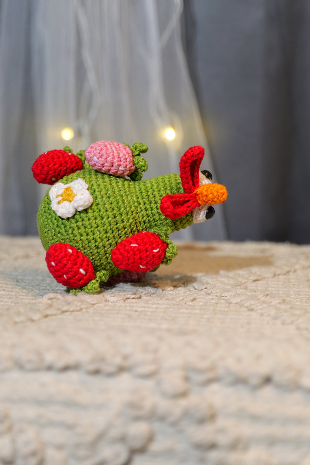 Crochet Hen Toy Ball – Bouncy, Pet-Friendly